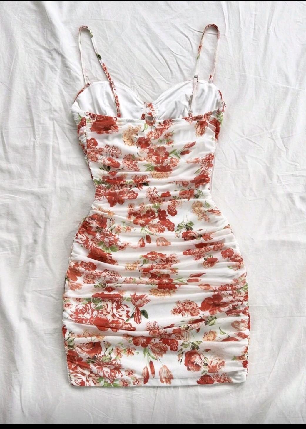 Robe Ajustée Femme à Volants – Motif Roses, Style Rétro Sexy – Image 5